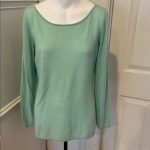 Sutton Studio LightlaquaCashmere Sweater
